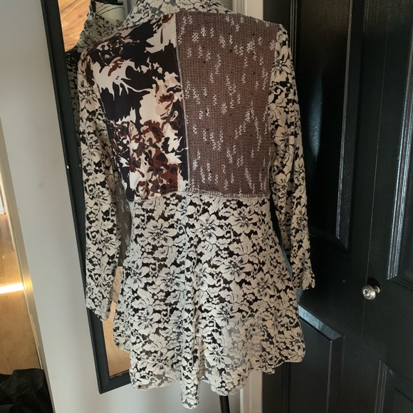 Beautiful Cleo tunic - Picture 2 of 3